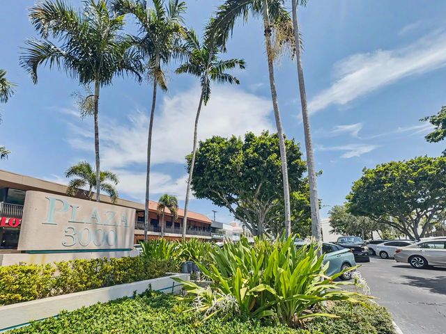 2 of 12 - 3020 N Federal Highway #6, Fort Lauderdale, FL