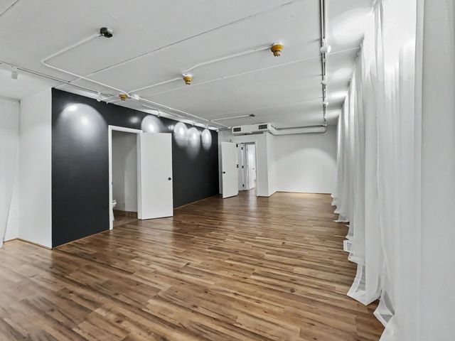 5 of 11 - 3020 N Federal Highway #6 - 2nd Floor, Fort Lauderdale, FL