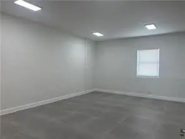 5 of 20 - 3038 N Federal Highway #e - 2nd Fl Office, Fort Lauderdale, FL