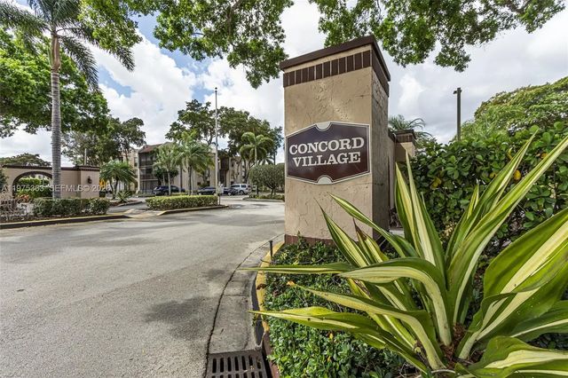 6701 N University Drive #210, Tamarac