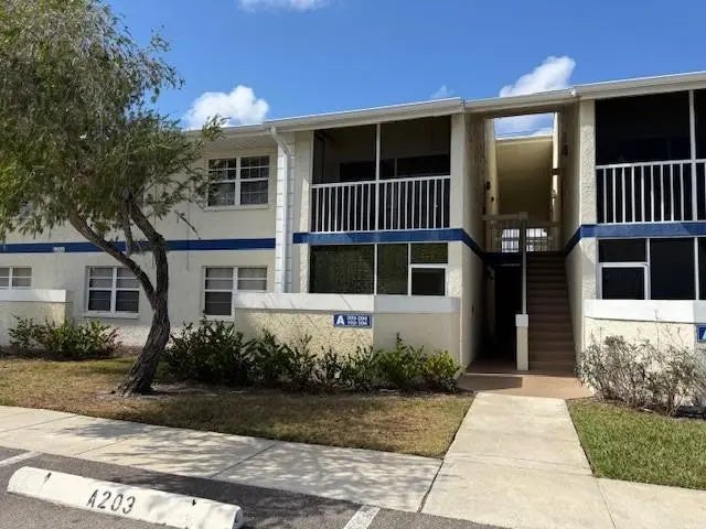 Photo of Listing #F10555961