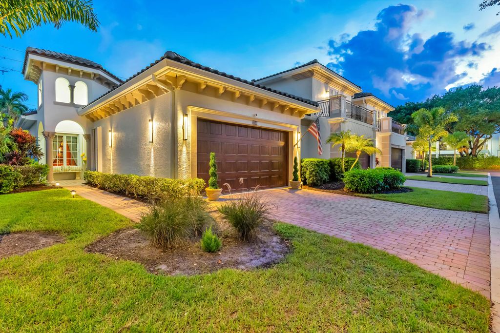 104 Renaissance Drive, North Palm Beach