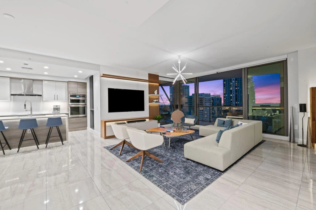100 E Las Olas Boulevard #2404, Fort Lauderdale