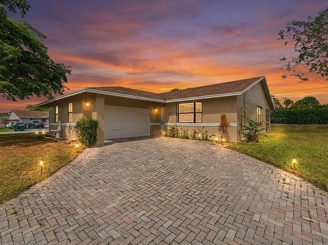 7520 Nw 88th Terrace, Tamarac