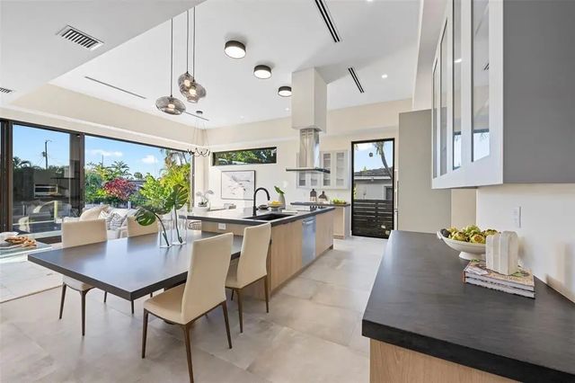 5 of 37 - 1212 Avocado Isle, Fort Lauderdale, FL