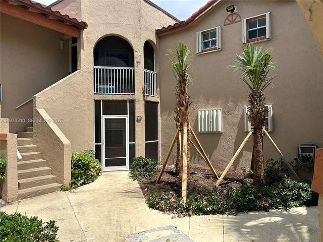 301 Sw 86th Avenue #102, Pembroke Pines