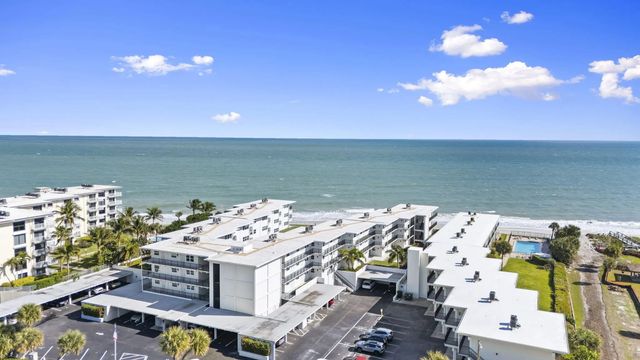 5 of 44 - 4410 Jimmy Buffett Mem Highway #204, Vero Beach, FL