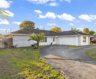 Photo of Listing #R11168573