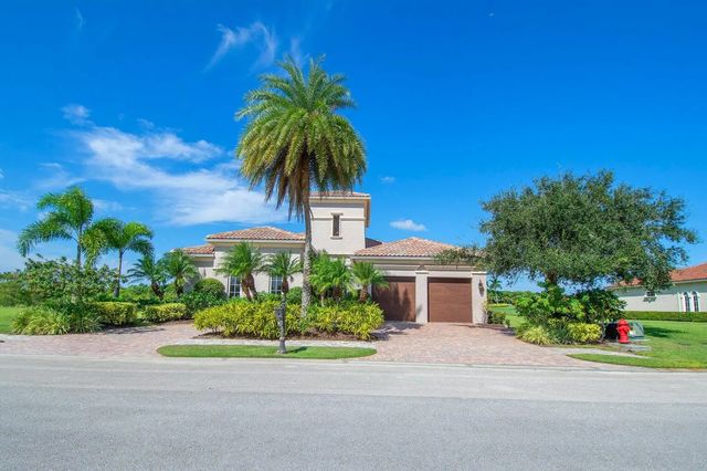 2 of 47 - 138 Se Via San Marino, Port St. Lucie, FL