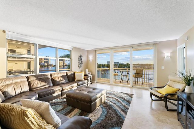 2 of 43 - 511 Bayshore Drive #501, Fort Lauderdale, FL