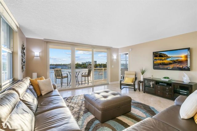 3 of 43 - 511 Bayshore Drive #501, Fort Lauderdale, FL