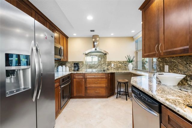 5 of 43 - 511 Bayshore Drive #501, Fort Lauderdale, FL