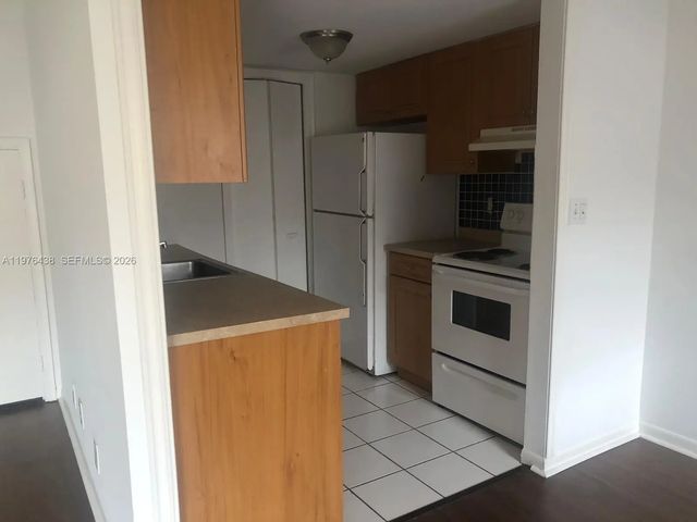 4 of 10 - 6603 Winfield Boulevard, Margate, FL