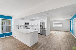 Photo of Listing #F10555914