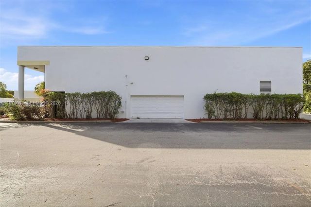 5 of 49 - 2891 Nw 22nd Terrace, Pompano Beach, FL