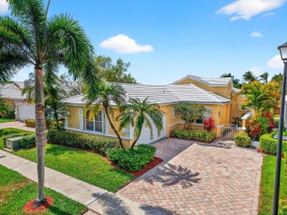 Photo of Listing #R11168647