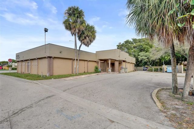 3 of 45 - 2990 W Sunrise Boulevard, Fort Lauderdale, FL