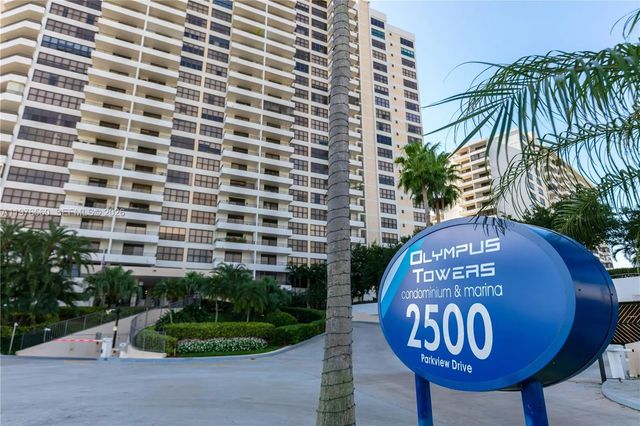 2500 Parkview Drive #1121, Hallandale Beach