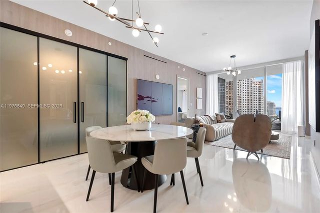3 of 38 - 300 Biscayne Blvd Way #1605, Miami, FL