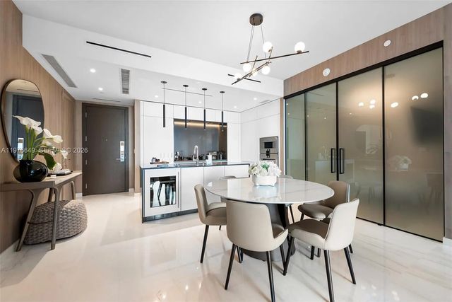 5 of 38 - 300 Biscayne Blvd Way #1605, Miami, FL