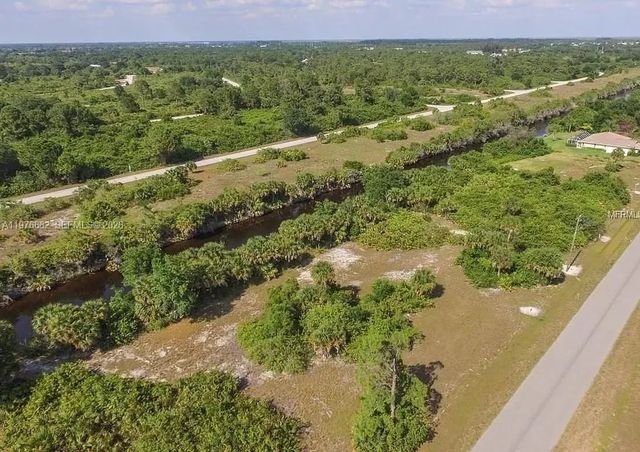 272 Baytree Drive, Port Charlotte