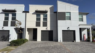 Photo of Listing #R11168707