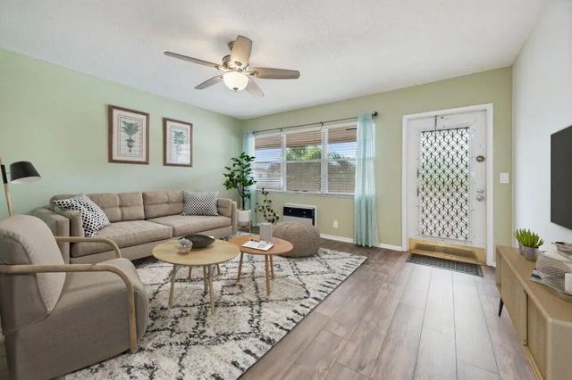 2 of 15 - 98 Ventnor E #98, Deerfield Beach, FL