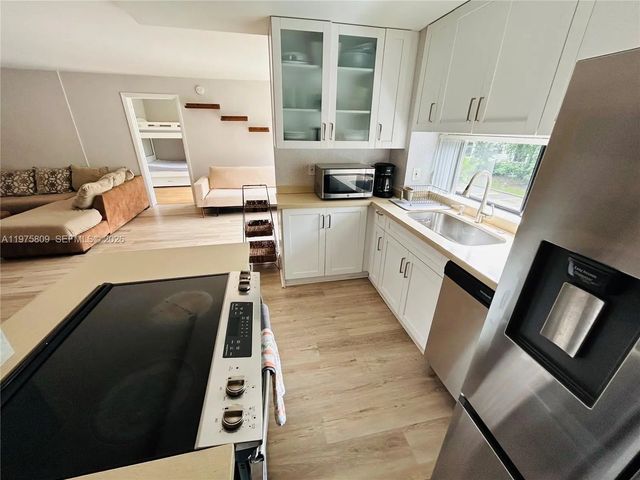 5 of 59 - 17021 N Bay Road #219, Sunny Isles Beach, FL
