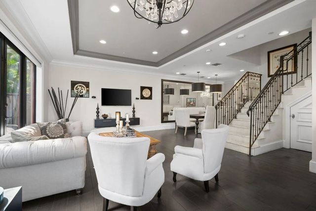 5 of 49 - 645 Ne 17th Way #645, Fort Lauderdale, FL