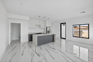 Photo of Listing #F10556234