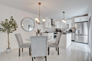 Photo of Listing #R11168736