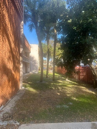 Photo of Listing #F10556236