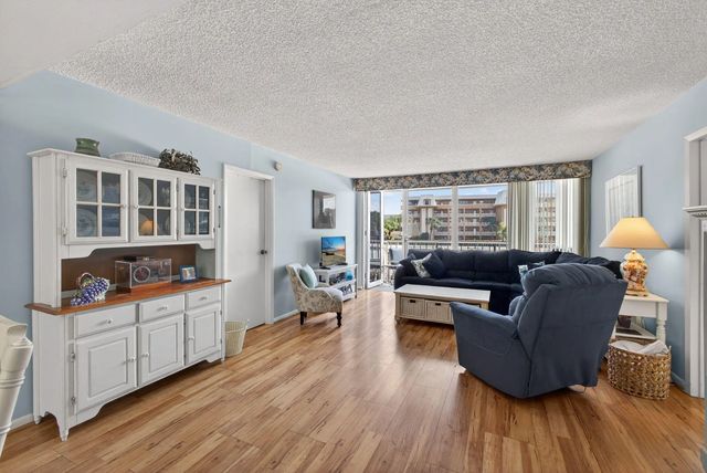 3 of 52 - 336 Golfview Road #207, North Palm Beach, FL