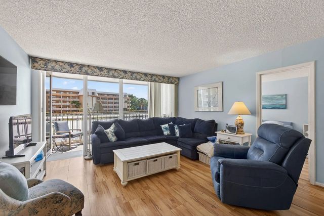 4 of 52 - 336 Golfview Road #207, North Palm Beach, FL