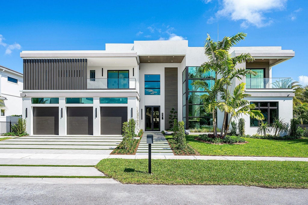 299 Ne 7th Street, Boca Raton