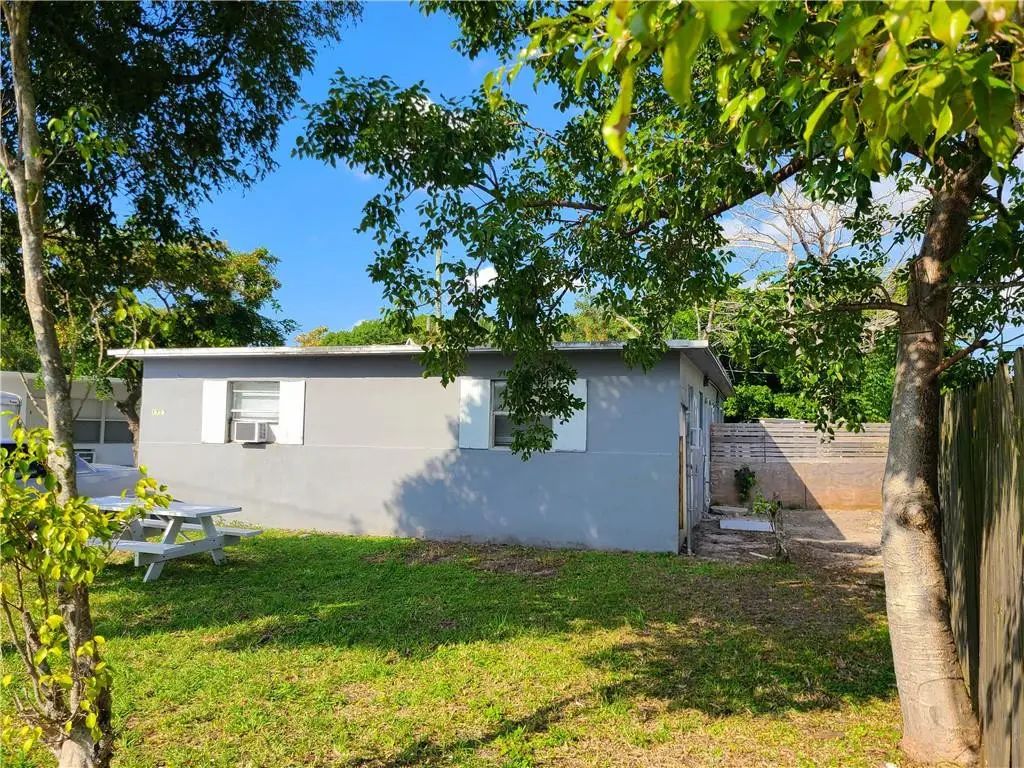 1707 Nw 7th Street #a, Fort Lauderdale