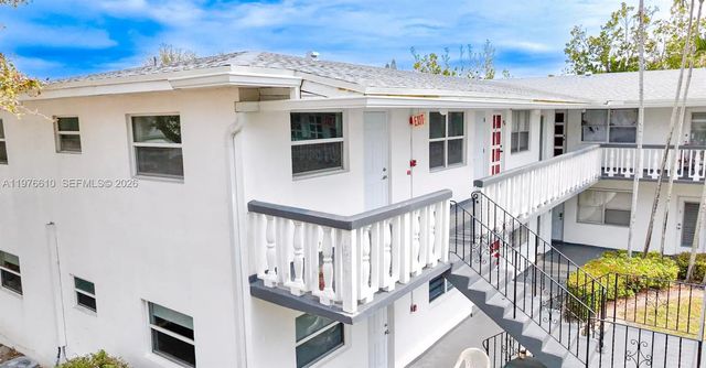 2458 Polk Street #201, Hollywood