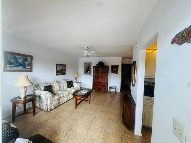 2 of 20 - 2050 Ne 39th Street #209w, Lighthouse Point, FL