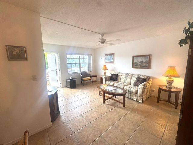 3 of 20 - 2050 Ne 39th Street #209w, Lighthouse Point, FL