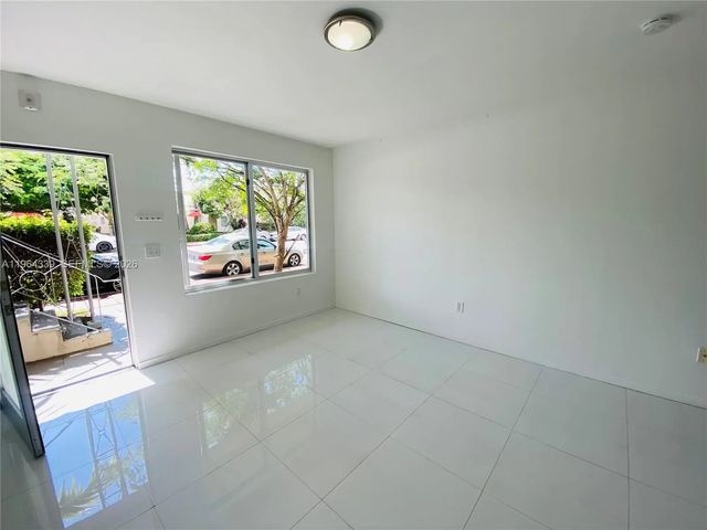 5 of 30 - 801 15th Street #102, Miami Beach, FL