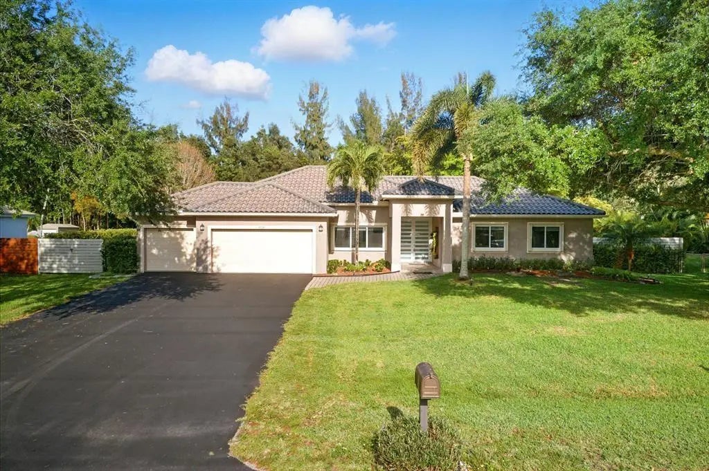 5320 Sw 199th Avenue, Fort Lauderdale