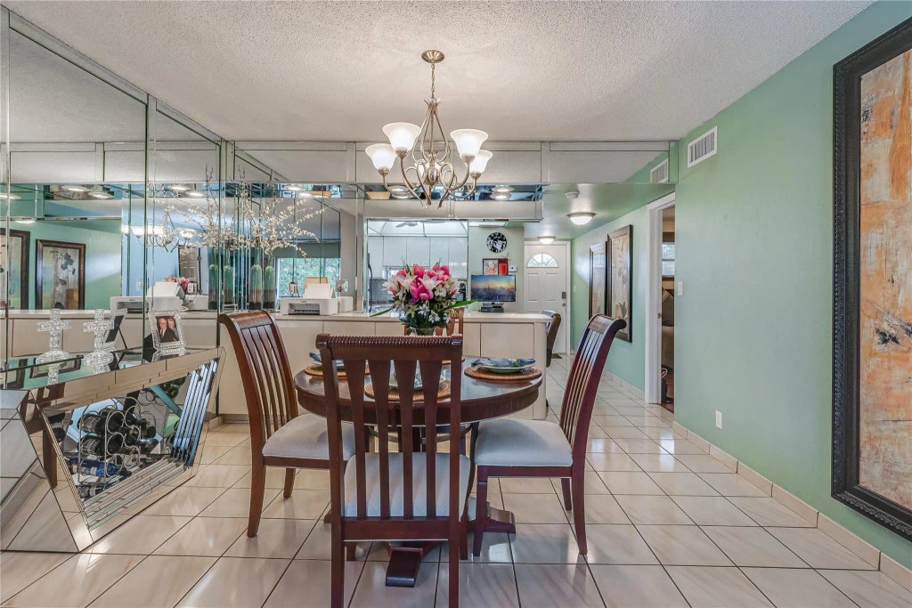 700 S Hollybrook Drive #304, Pembroke Pines