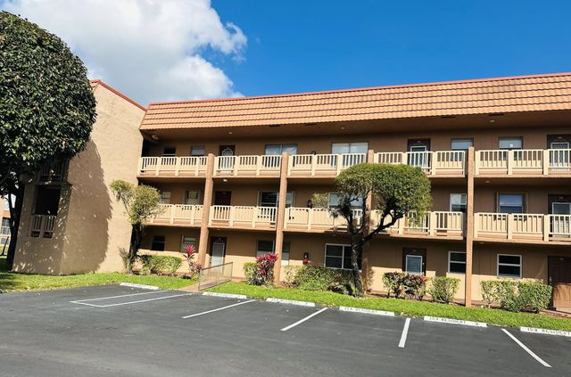 2 of 23 - 9900 Sunrise Lakes Boulevard #201, Sunrise, FL