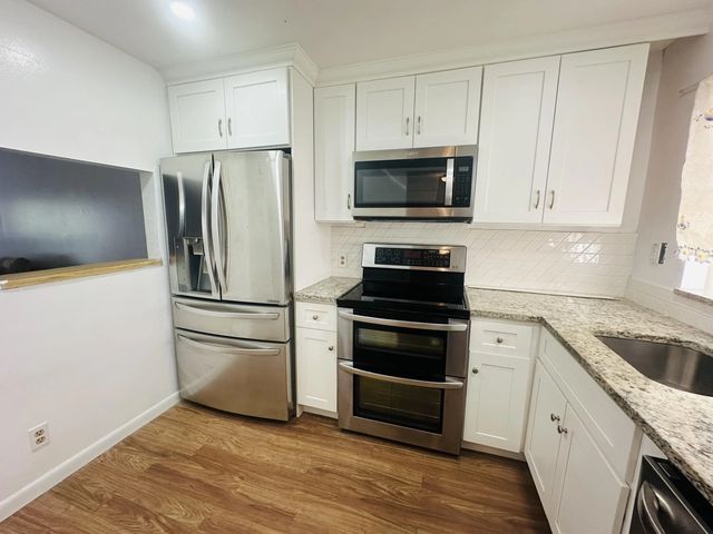 3 of 23 - 9900 Sunrise Lakes Boulevard #201, Sunrise, FL