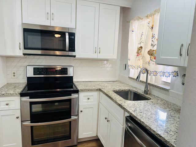 4 of 23 - 9900 Sunrise Lakes Boulevard #201, Sunrise, FL