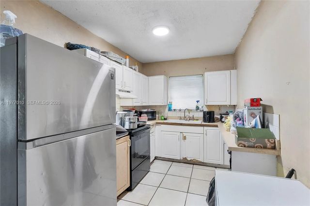 2 of 5 - 800 Nw 33rd Avenue, Lauderhill, FL