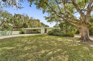 Photo of Listing #F10556000