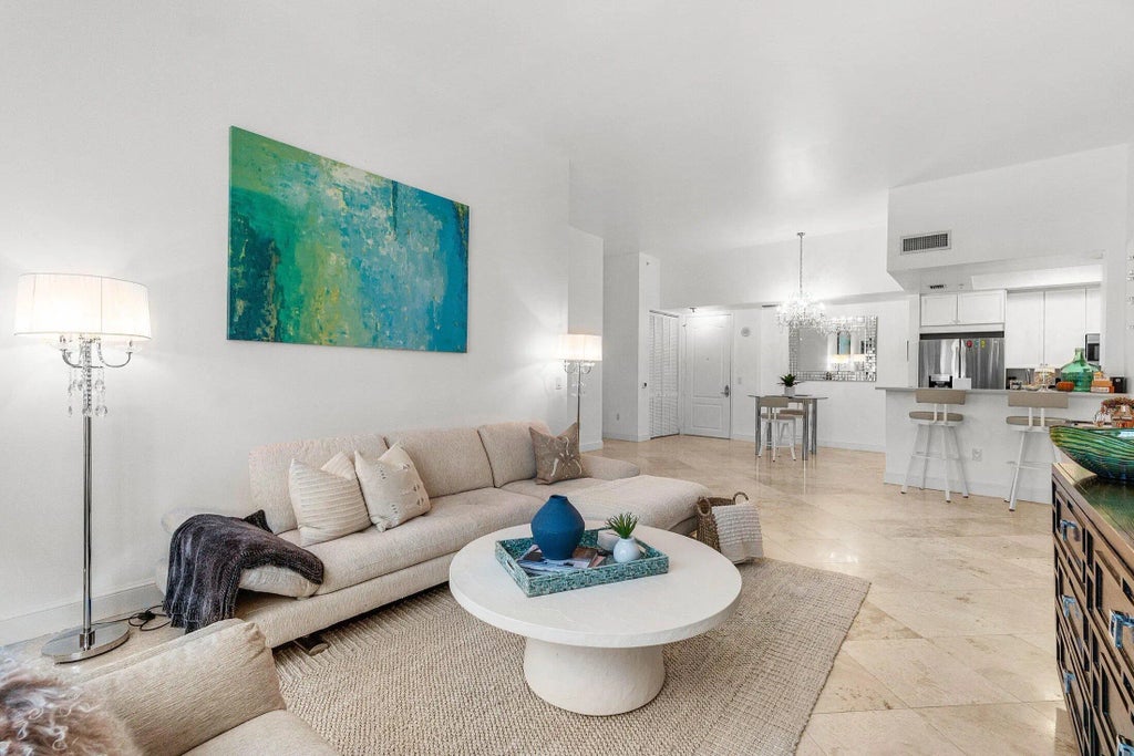 99 Se Mizner Boulevard #543, Boca Raton