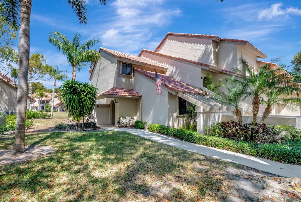 5731 Coach House Circle #a, Boca Raton