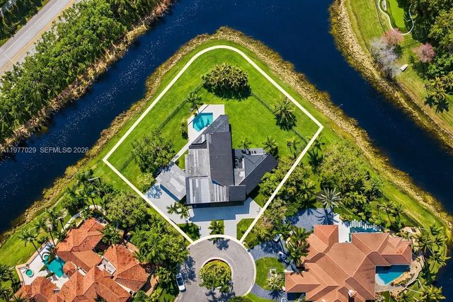 3560 Paddock Road, Weston